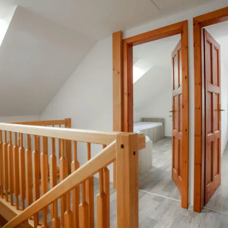 Feriehus Dehtare By Interhome Hluboká nad Vltavou